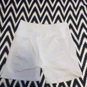 Alphalete shorts size small